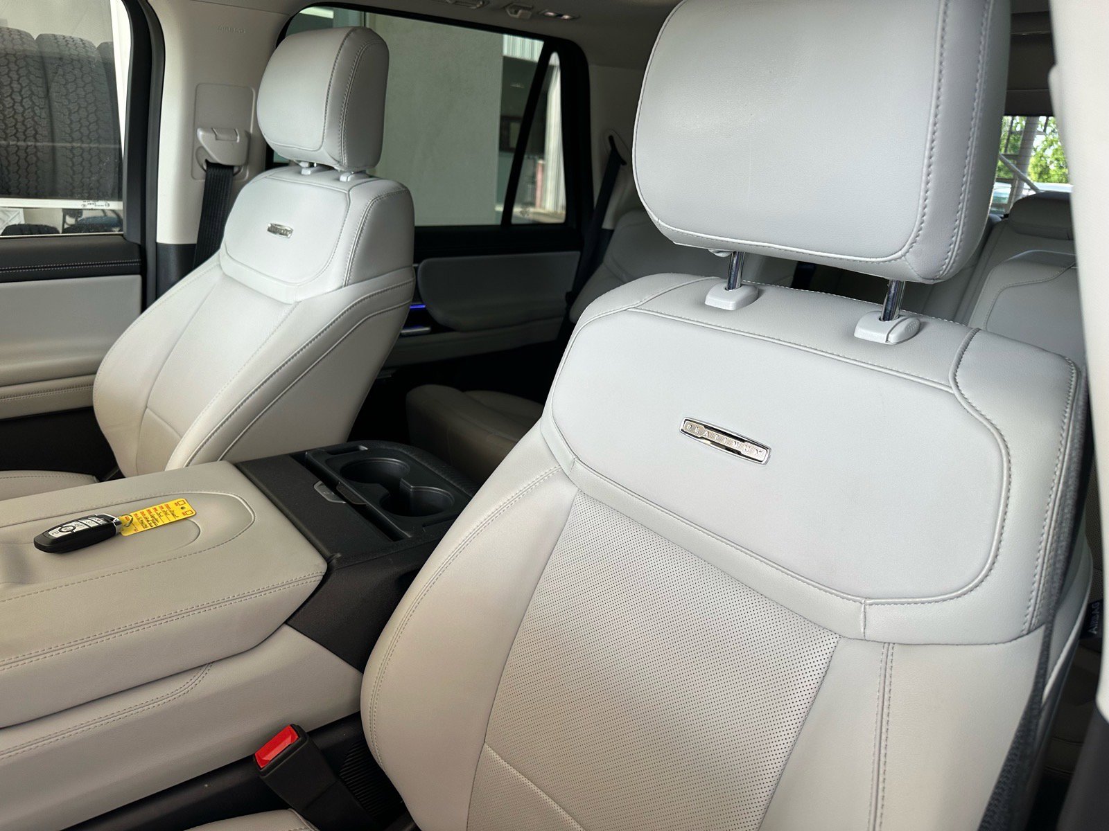 Certified 2025 Ford Expedition Platinum AWD/4WD image 23