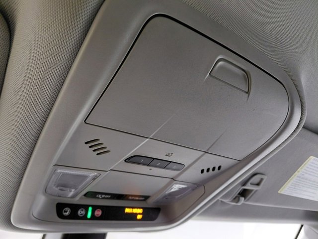 Used 2019 Chevrolet Equinox Premier image 37