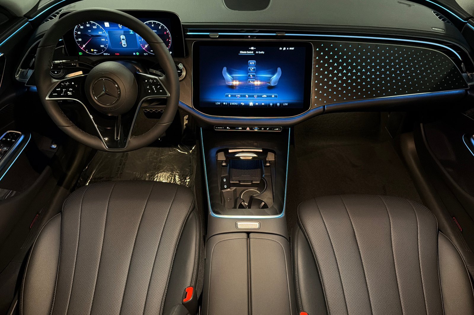 New 2027 Mercedes-Benz E 450 4MATIC Sedan image 12