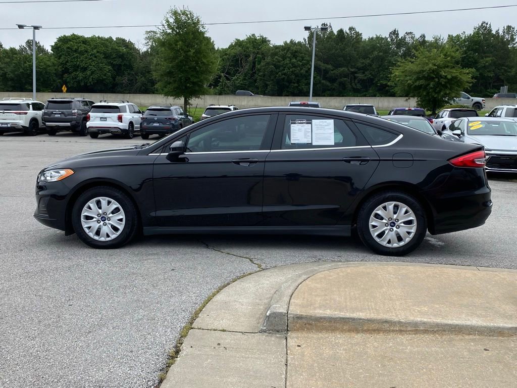 Used 2020 Ford Fusion S FWD image 4