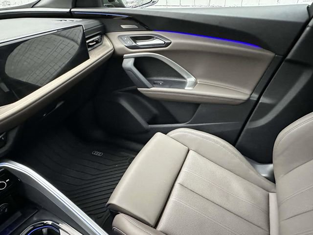 Certified 2025 Audi Q5 2.0T Premium Plus w/ Premium Plus image 34