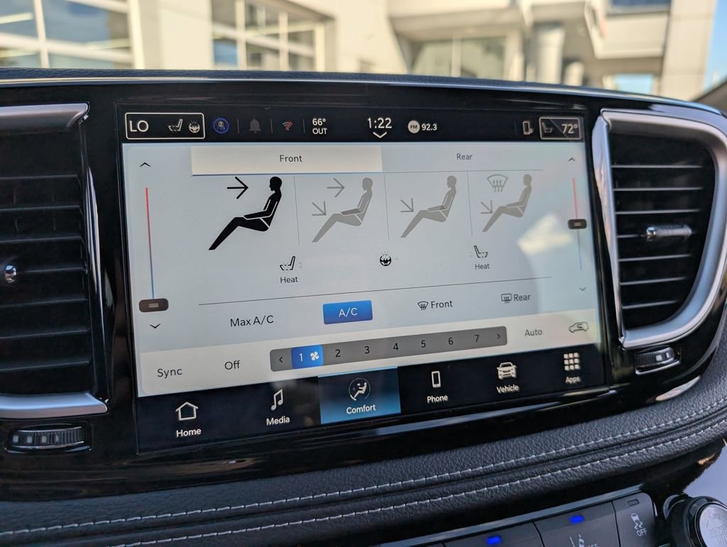 New 2026 Chrysler Pacifica Select image 24