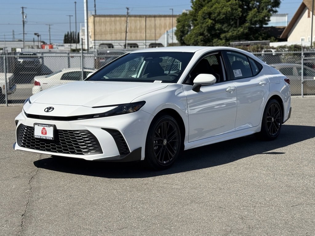 New 2026 Toyota Camry SE image 6