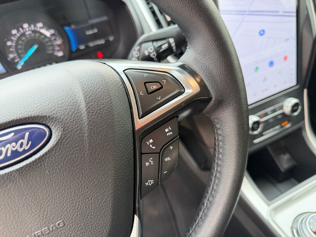 Used 2024 Ford Edge SEL AWD/4WD image 25