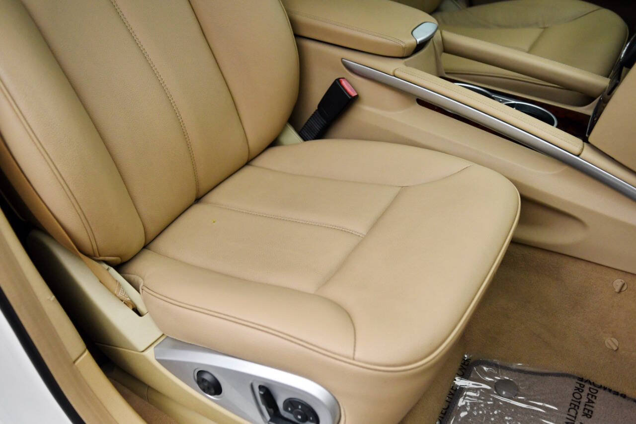 Used 2011 Mercedes-Benz GL 450 4MATIC image 39