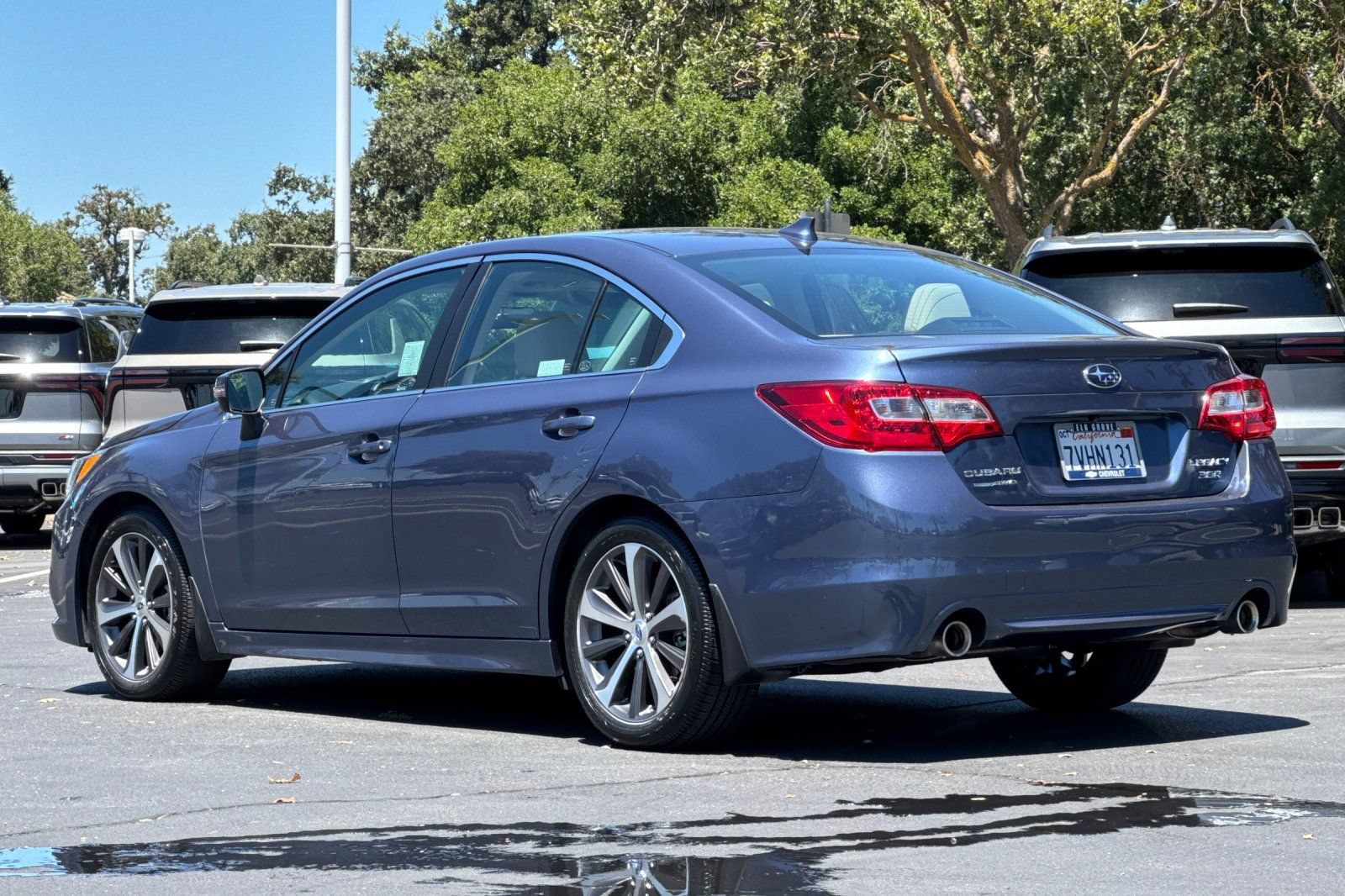 Used 2017 Subaru Legacy 3.6R Limited AWD/4WD image 5