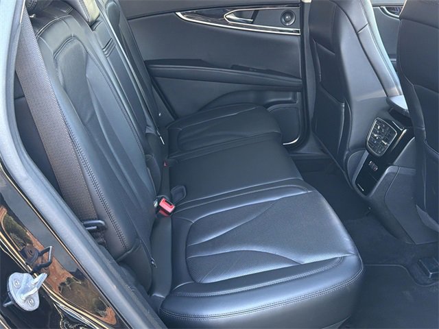 Used 2022 Lincoln Nautilus Reserve w/ Equipment Group 201A image 39