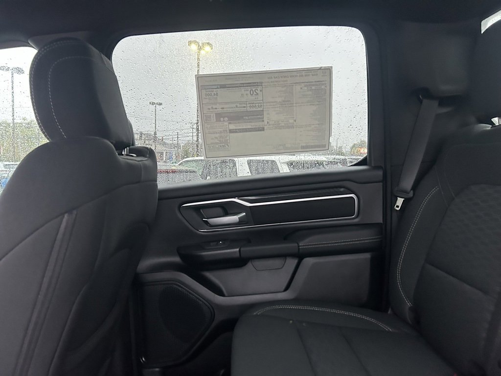New 2026 RAM 1500 4x4 Crew Cab image 25