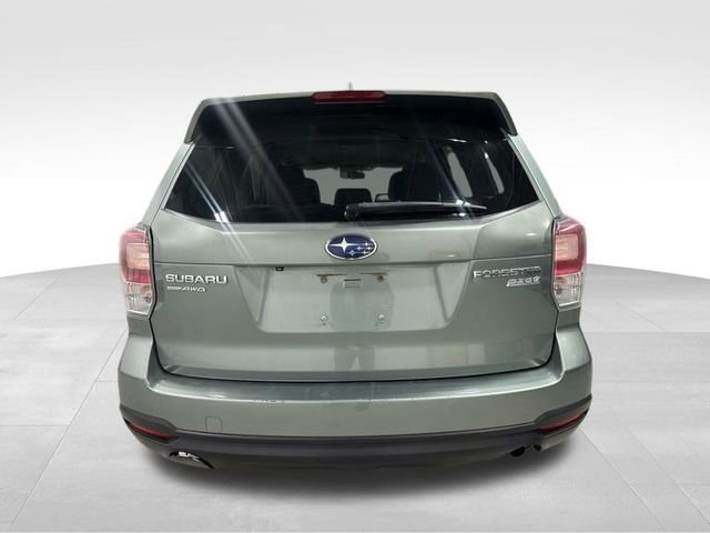 Used 2017 Subaru Forester 2.5i Premium w/ All-Weather Package image 8