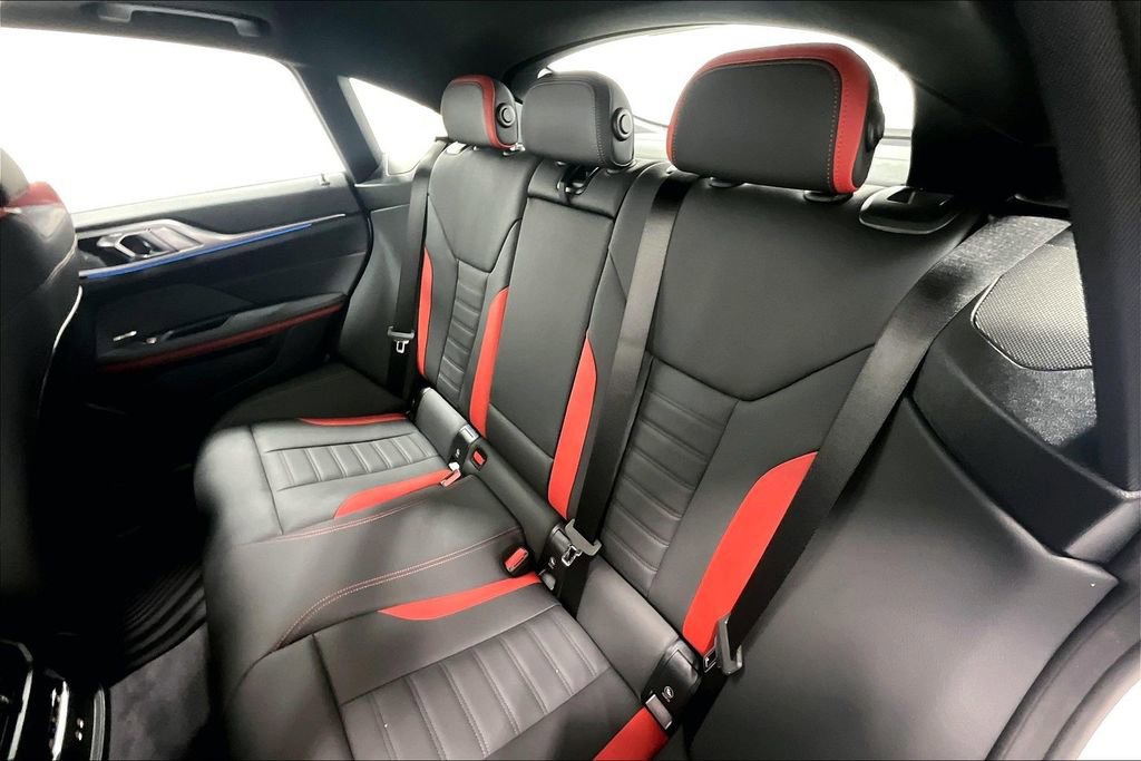 New 2026 BMW i4 eDrive40 w/ M Sport Package image 17