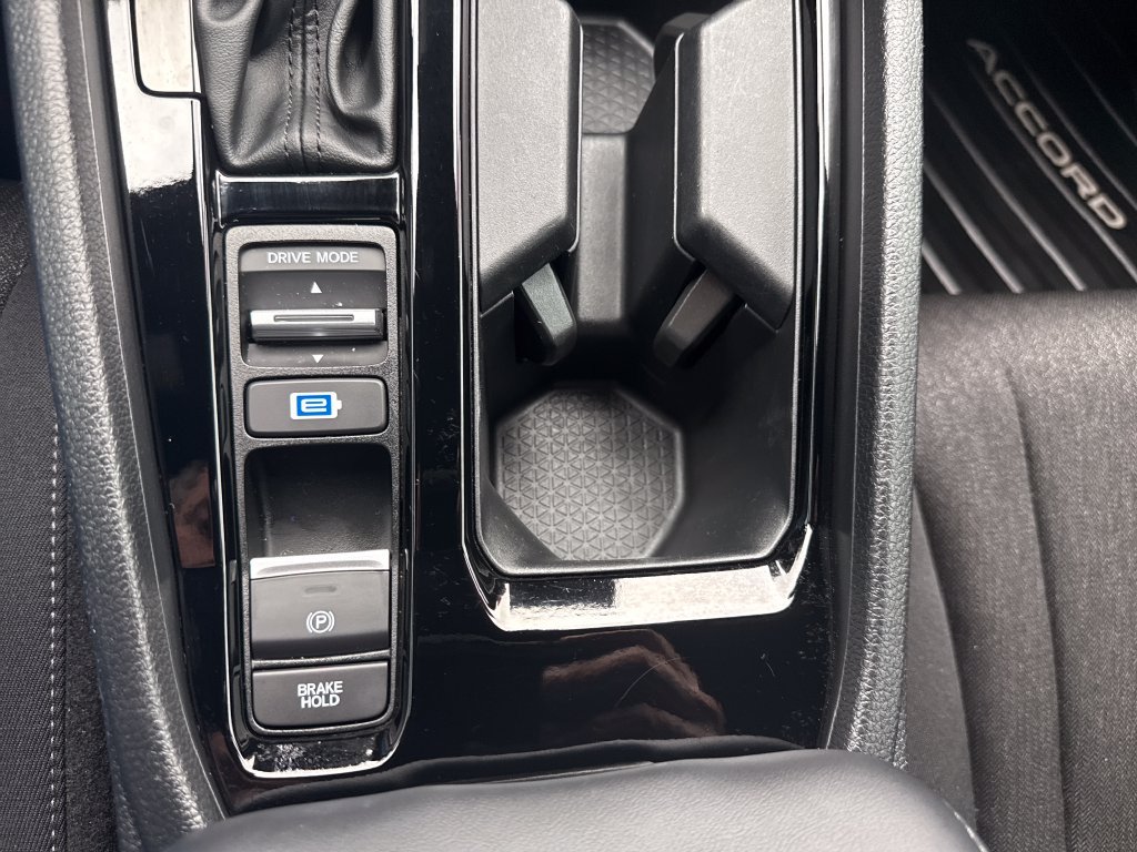 Used 2024 Honda Accord Sport image 28