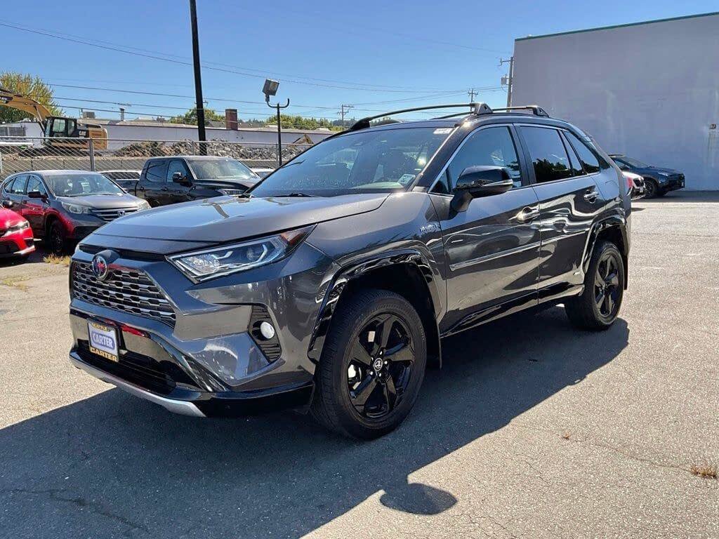 Used 2021 Toyota RAV4 XSE AWD/4WD image 4