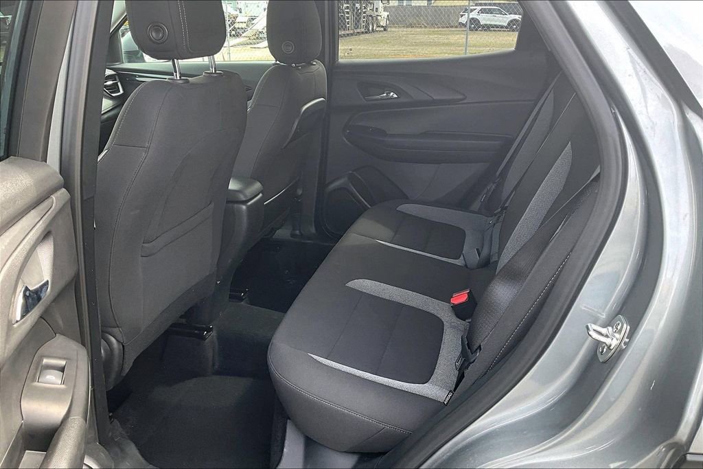 Used 2025 Chevrolet TrailBlazer LT image 11