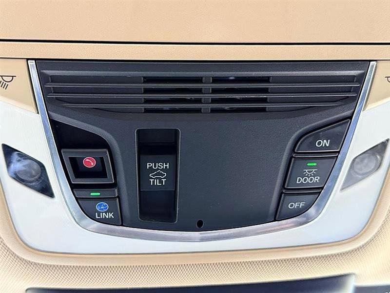 Used 2021 Acura TLX image 41