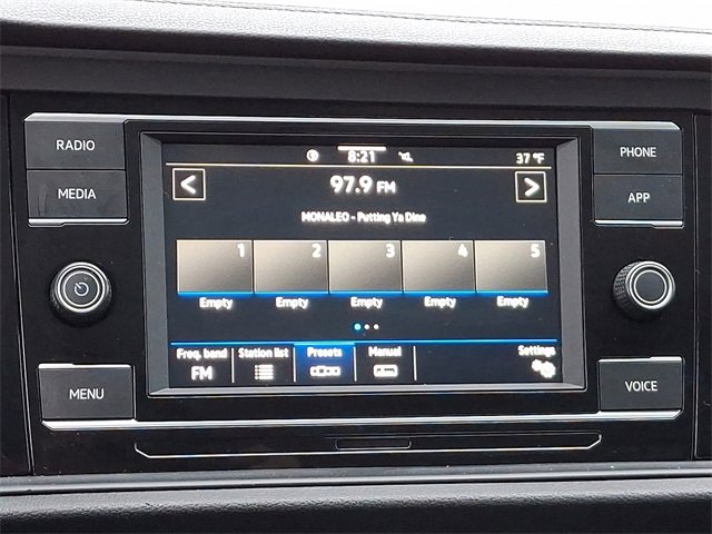 Used 2021 Volkswagen Jetta SE image 16