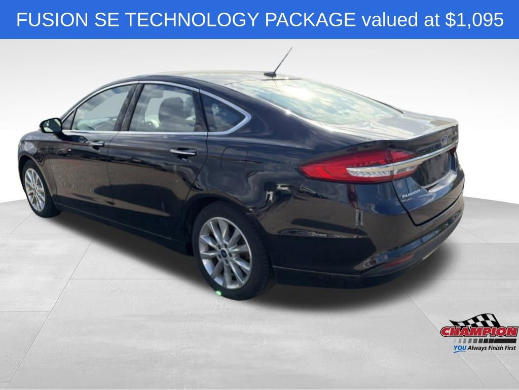 Used 2017 Ford Fusion SE w/ Fusion SE Technology Package FWD video 2