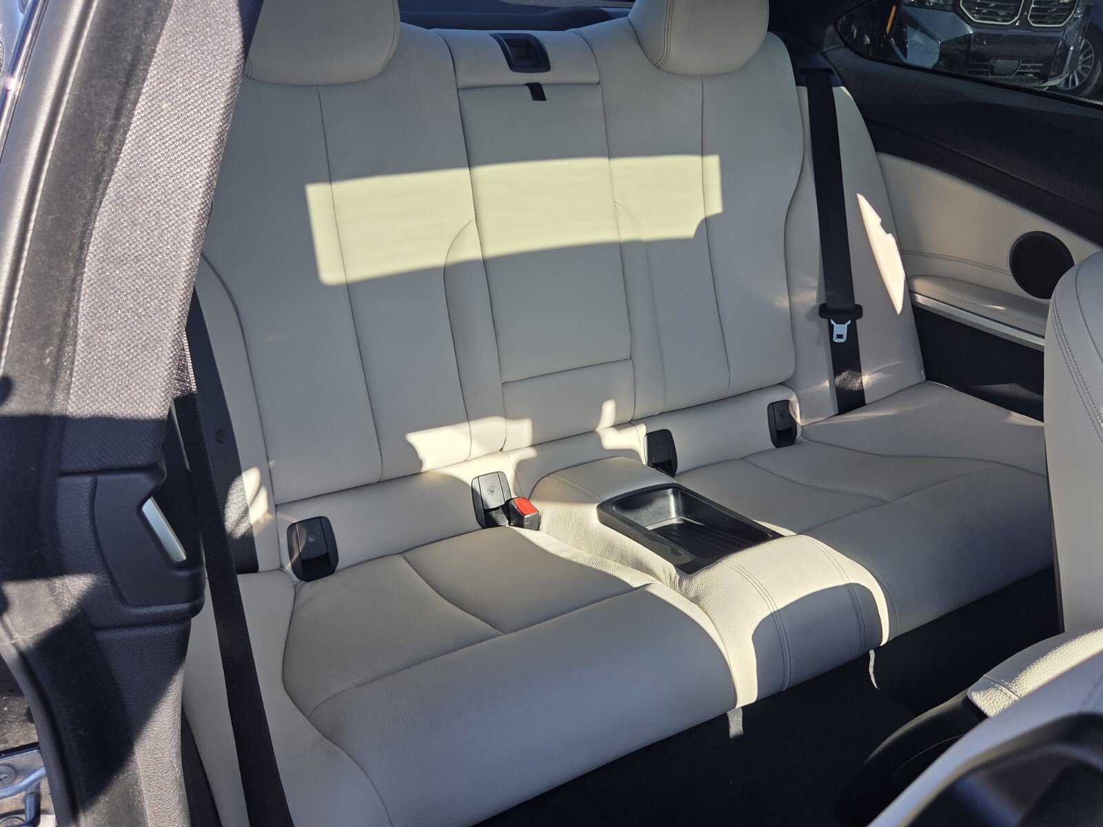 Used 2020 BMW 430i Coupe w/ Executive Package RWD image 15