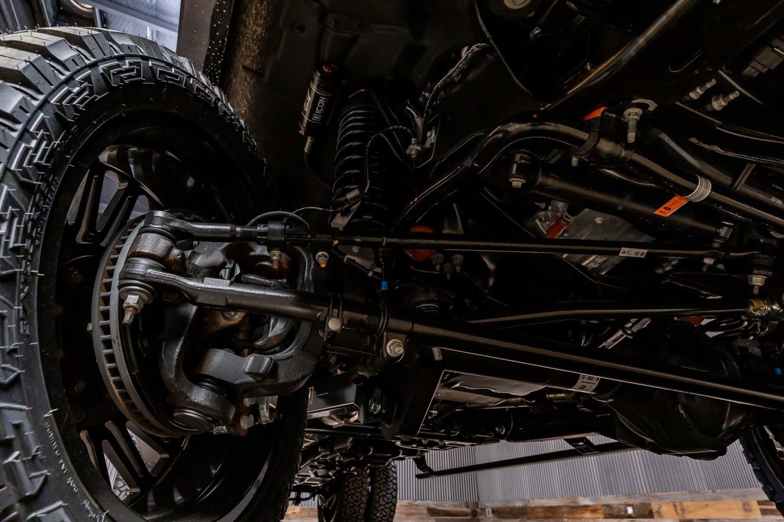 Used 2026 Ford F450 Platinum w/ Platinum Plus Package image 14