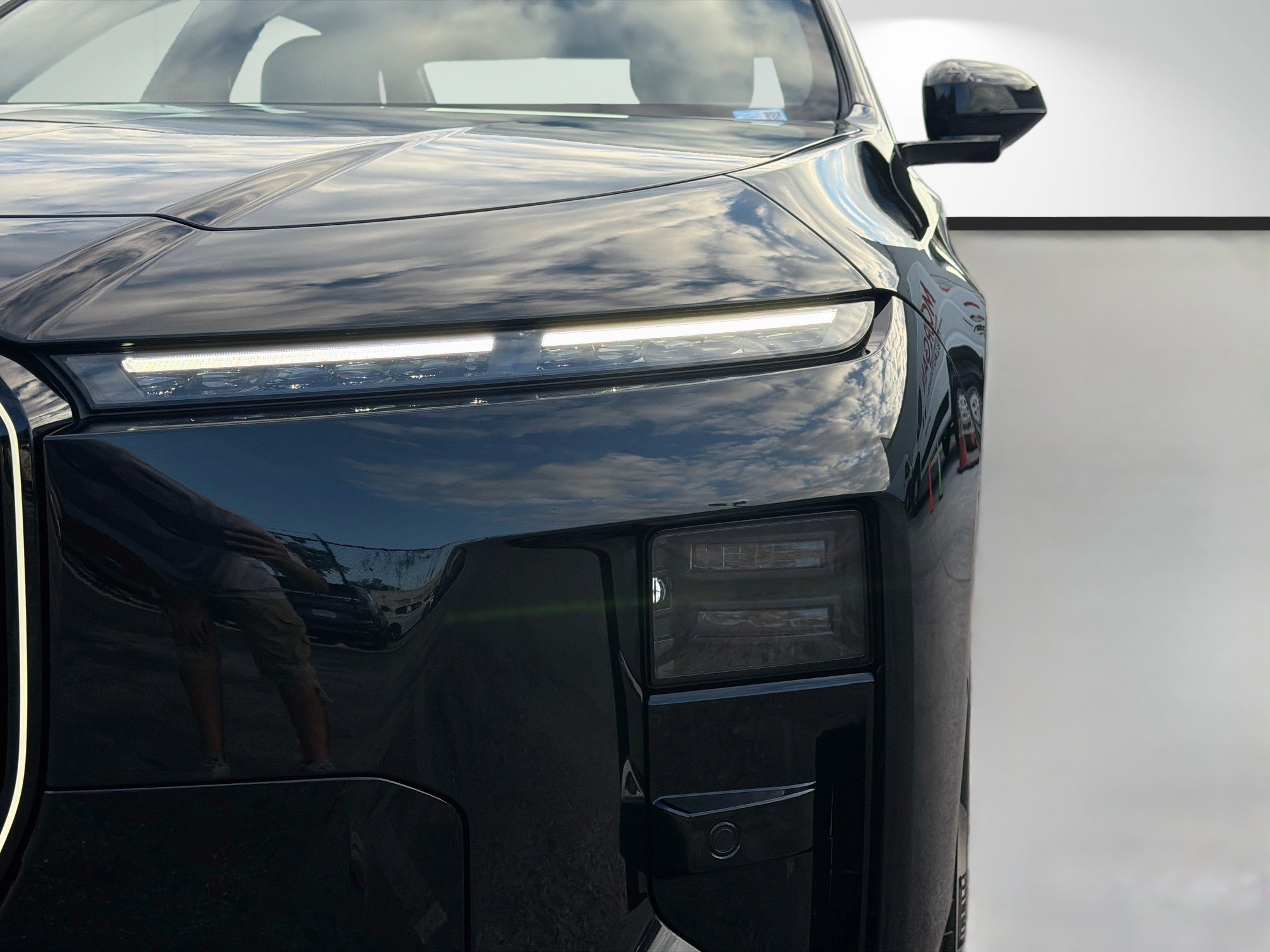 New 2027 BMW 740i w/ Executive Package RWD image 9