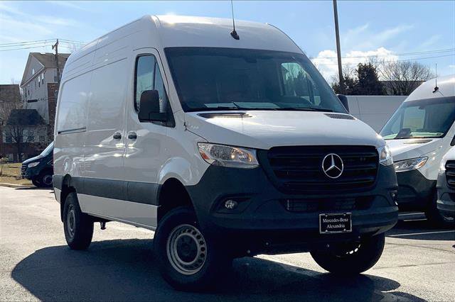 Used 2024 Mercedes-Benz Sprinter 2500 image 46