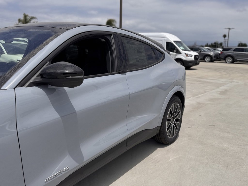 New 2025 Ford Mustang Mach-E Premium image 9