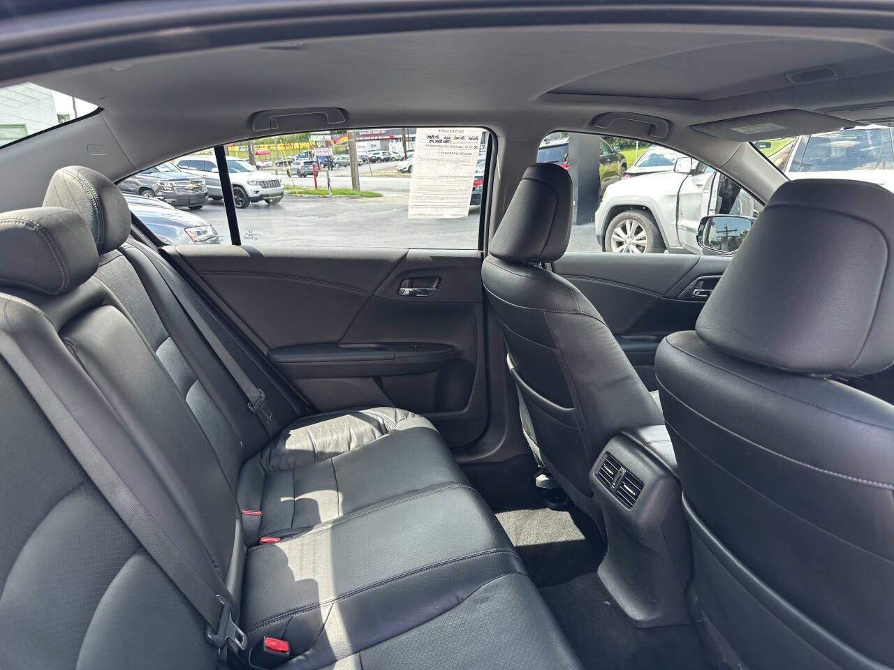 Used 2016 Honda Accord EX-L image 12