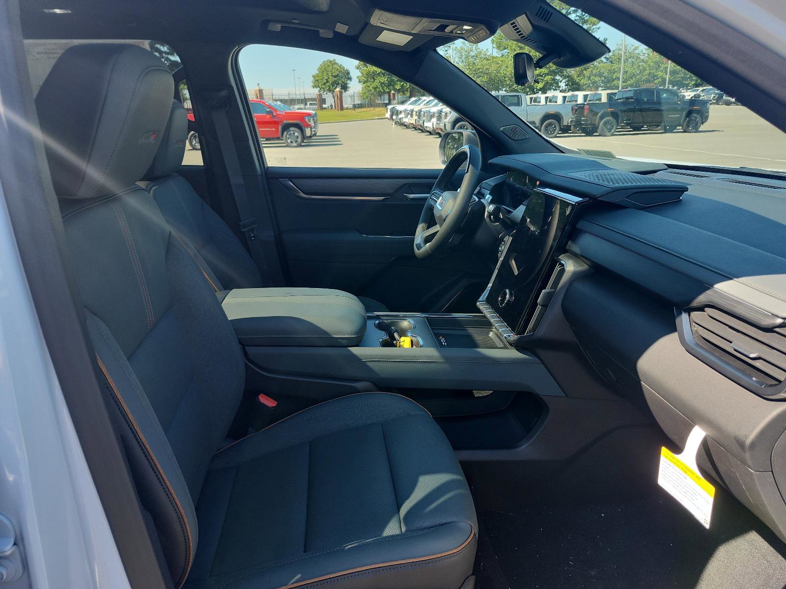 New 2026 GMC Acadia AT4 w/ Super Cruise Package image 6