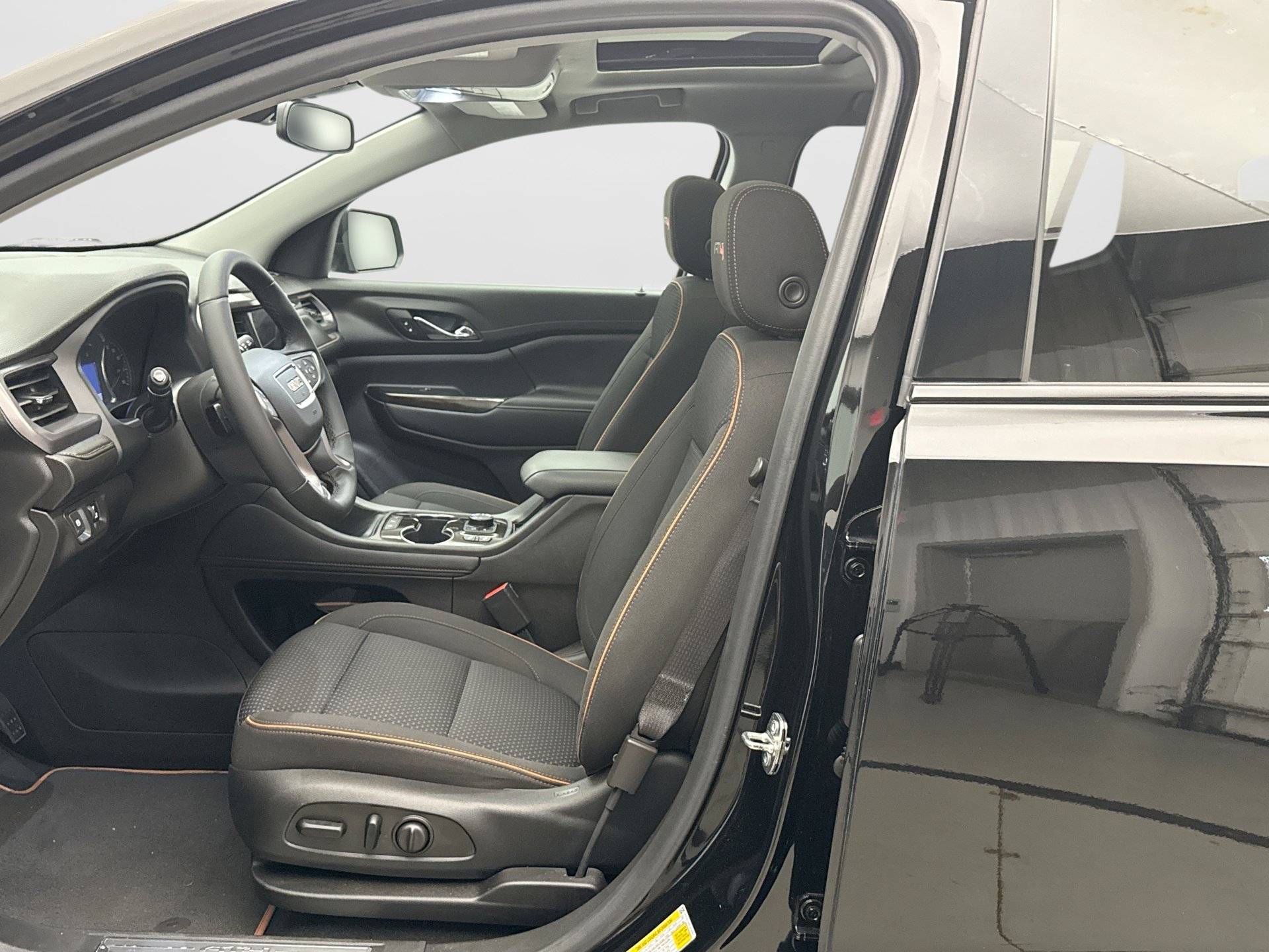 Used 2023 GMC Acadia AT4 AWD/4WD image 11