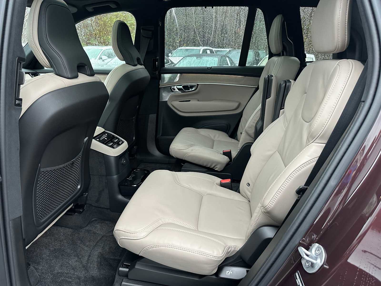 Certified 2025 Volvo XC90 T8 Ultra image 15