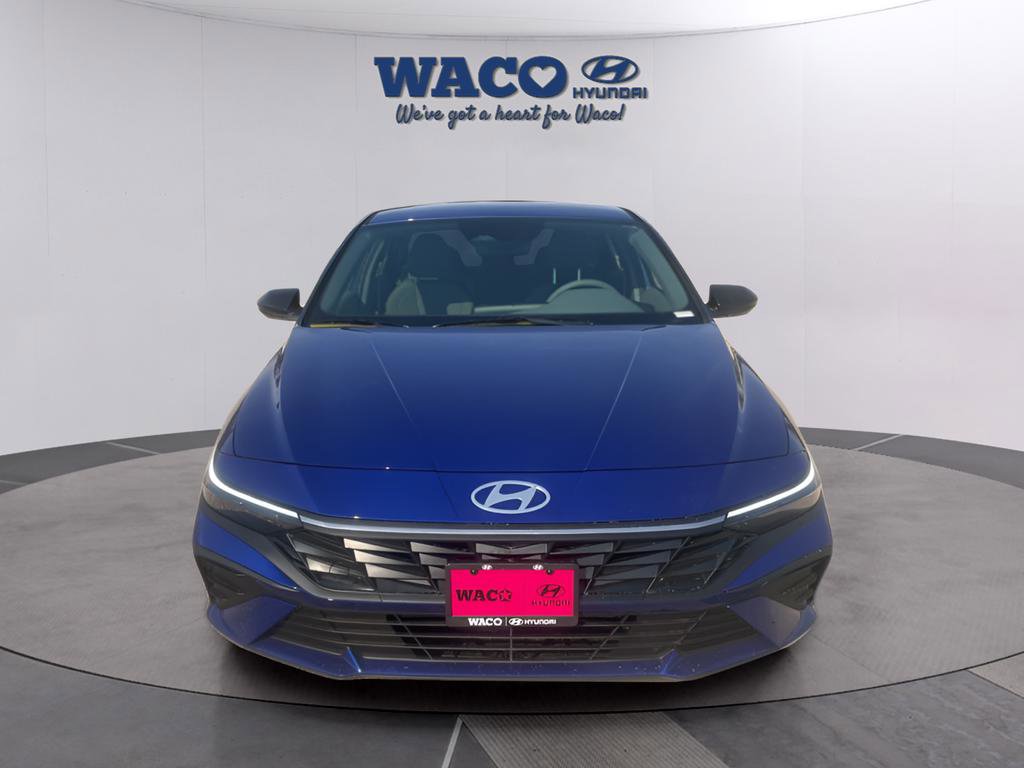 Used 2025 Hyundai Elantra Sport image 1