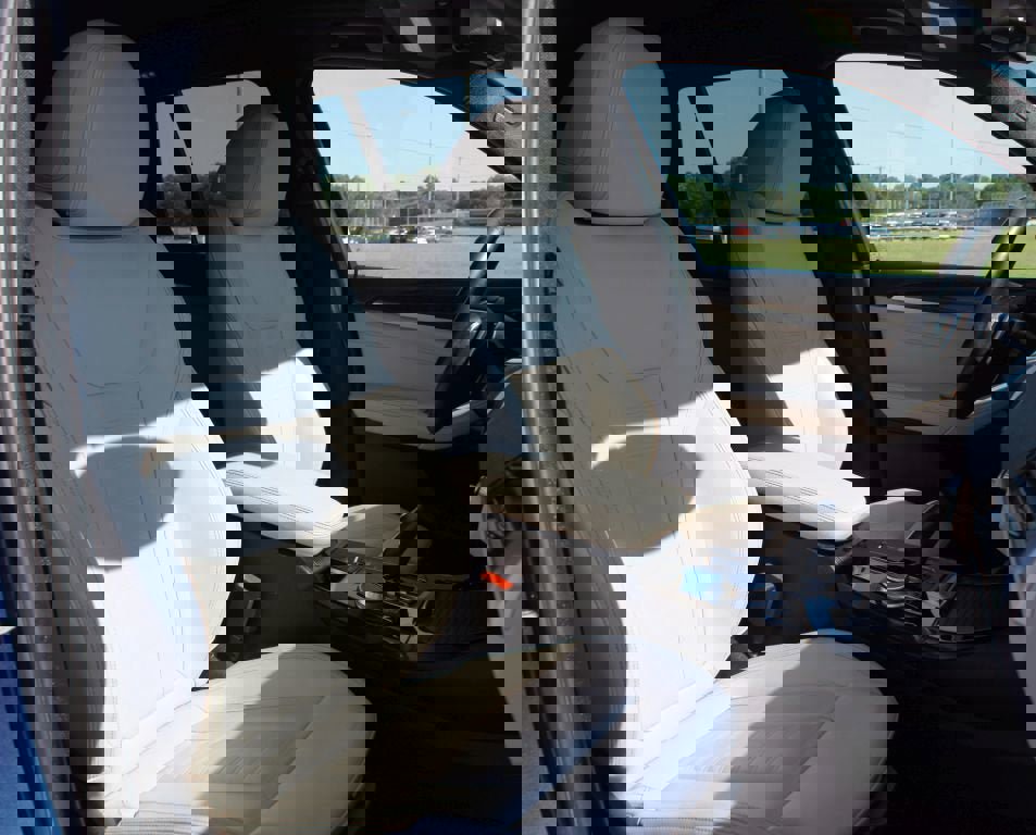 Used 2021 BMW X3 xDrive30i w/ Premium Package image 26