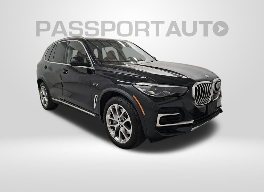 Used 2023 BMW X5 xDrive45e w/ Climate Comfort Package image 12