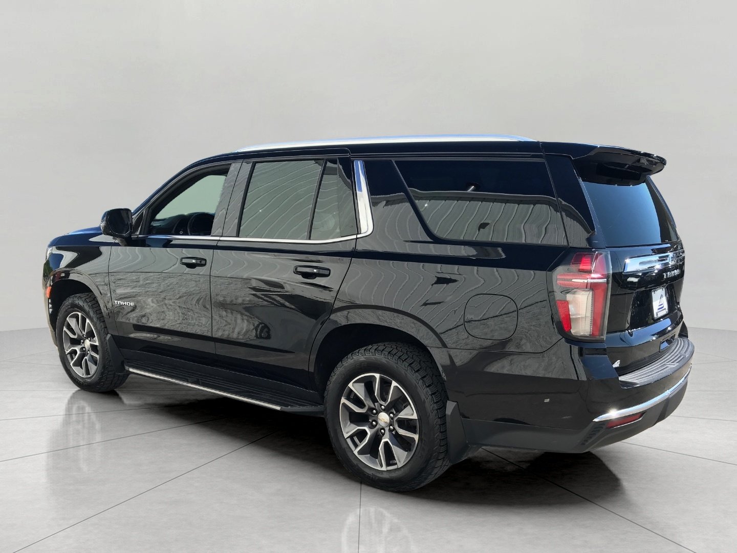 Used 2021 Chevrolet Tahoe LT w/ LT Signature Package AWD/4WD image 27