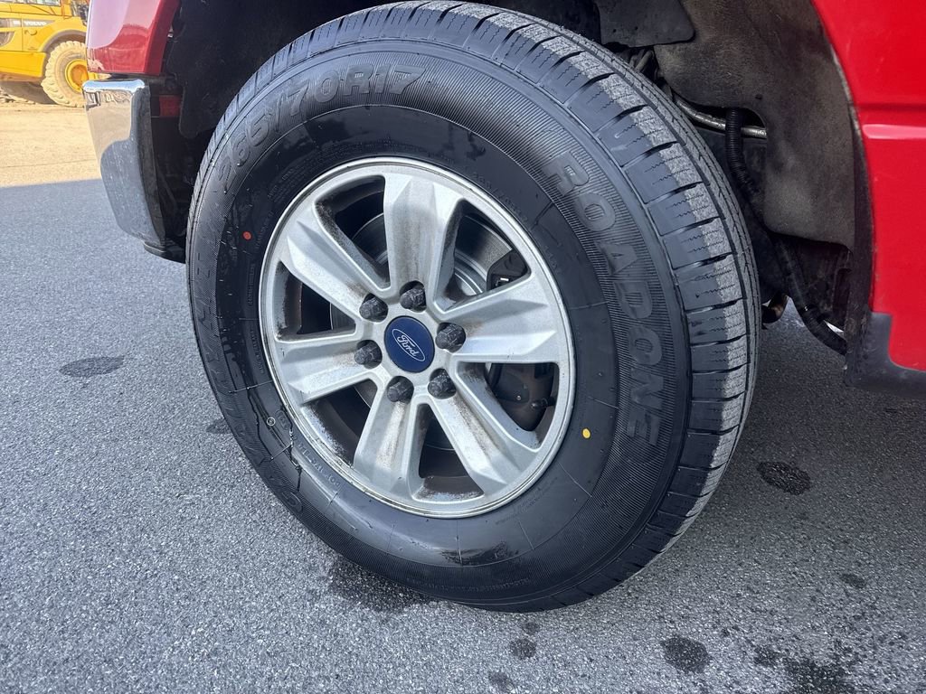 Used 2013 Ford F150 XLT w/ Mid Equipment Group AWD/4WD image 8