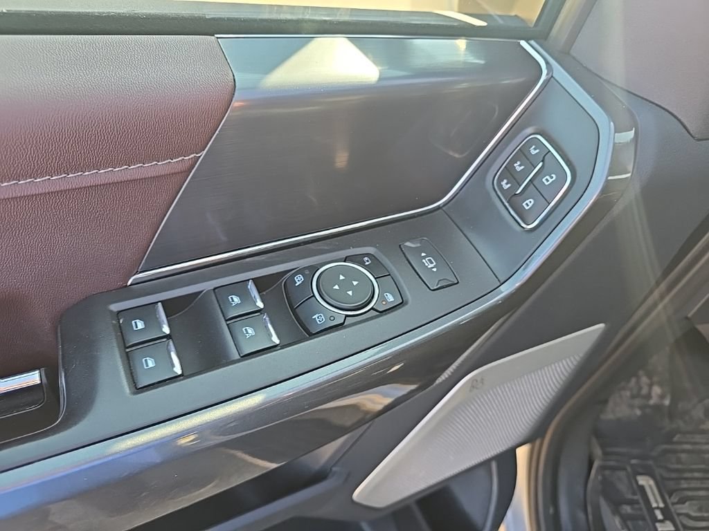 Used 2023 Ford F150 Lariat w/ Equipment Group 502A High AWD/4WD image 7