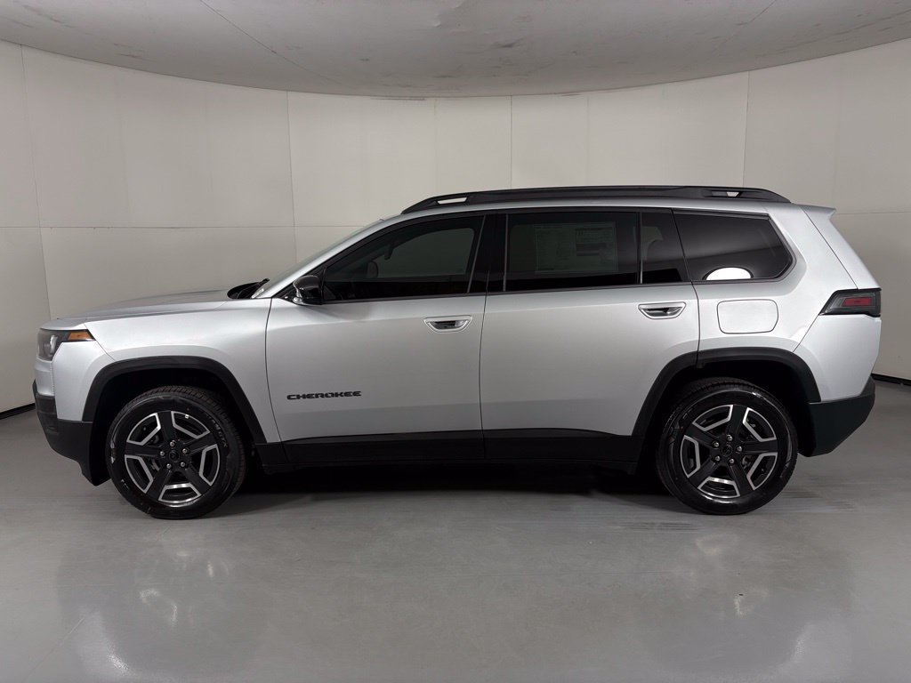 New 2026 Jeep Cherokee Laredo AWD/4WD image 5