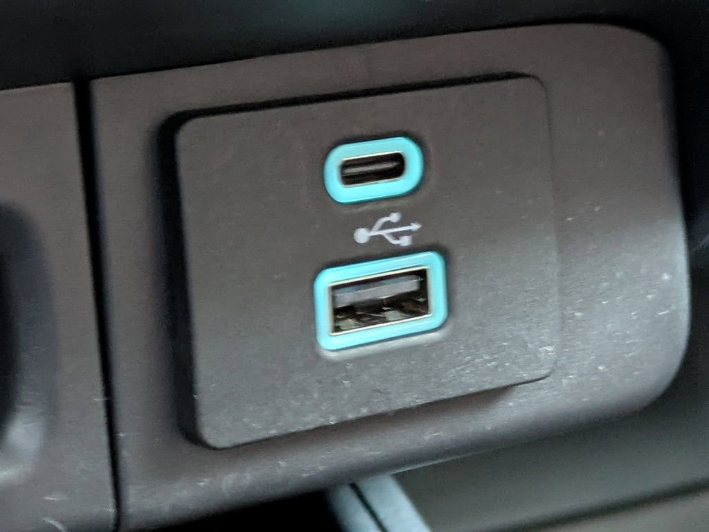 Used 2022 Ford Maverick Lariat w/ Lariat Luxury Package image 23