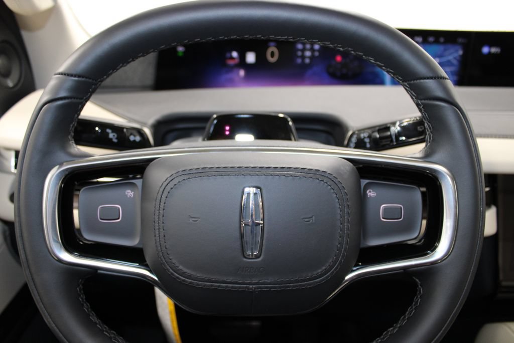 New 2027 Lincoln Navigator L Reserve RWD image 40