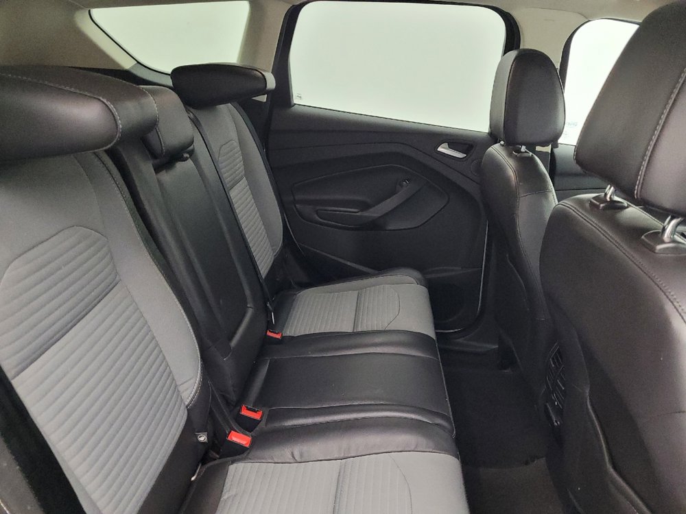 Used 2017 Ford Escape SE w/ Equipment Group 201A AWD/4WD image 19