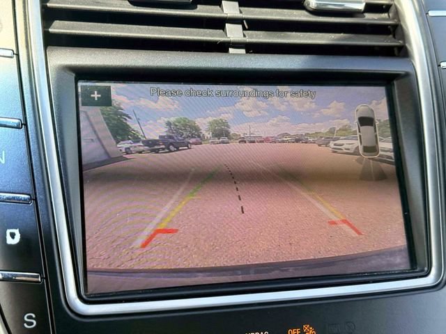 Used 2019 Lincoln Nautilus Select AWD/4WD image 28