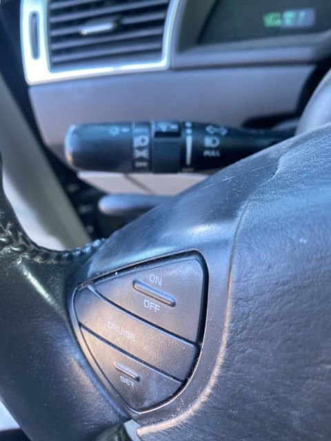 Used 2008 Chrysler Pacifica Touring image 19