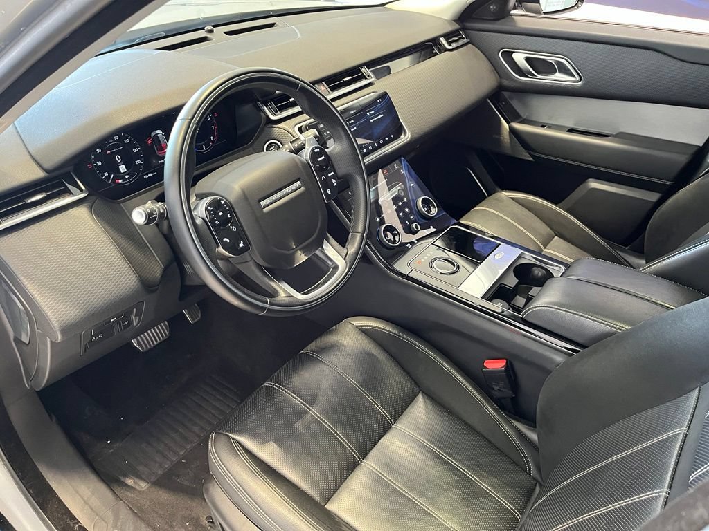 Used 2019 Land Rover Range Rover Velar R-Dynamic SE AWD/4WD image 18