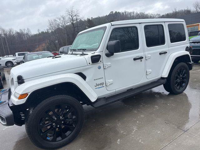 Used 2022 Jeep Wrangler Unlimited Sahara w/ Cold Weather Group image 11