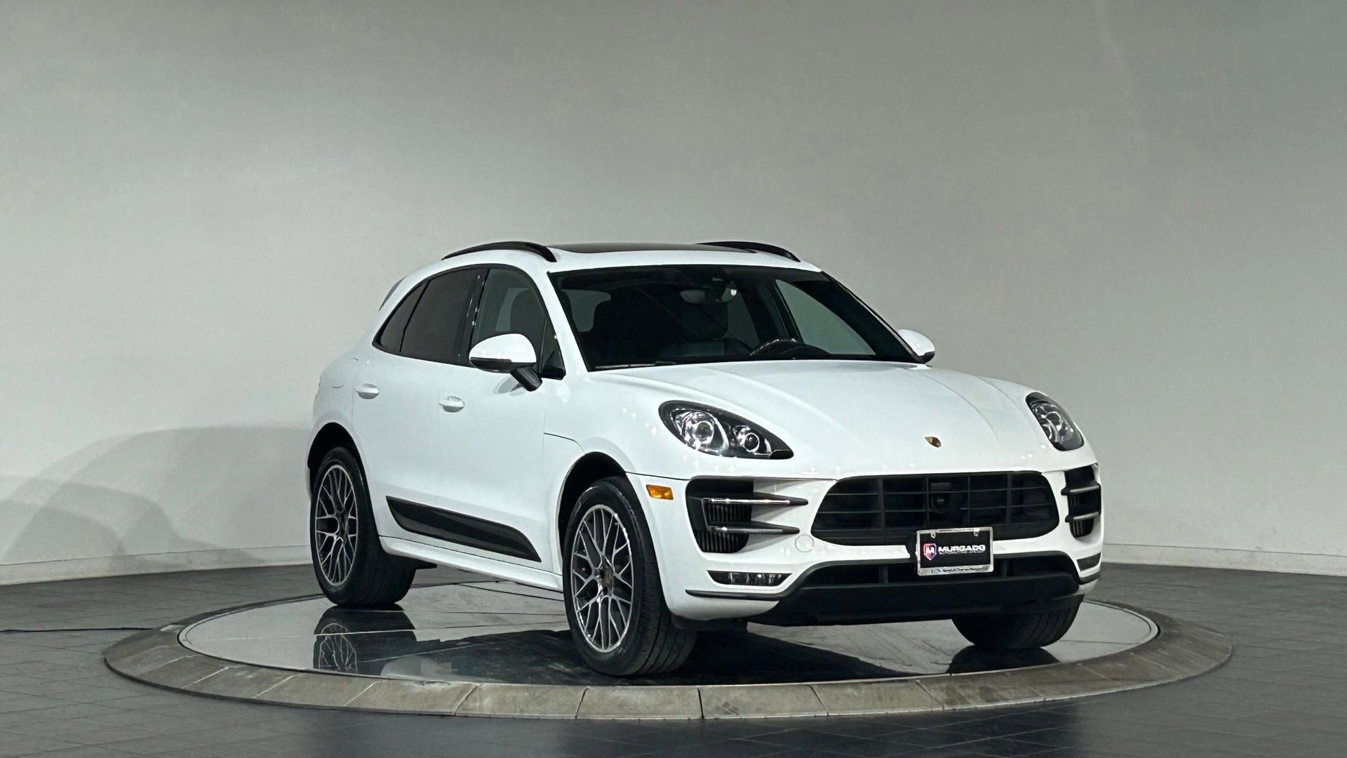 Used 2015 Porsche Macan Turbo AWD/4WD video 2