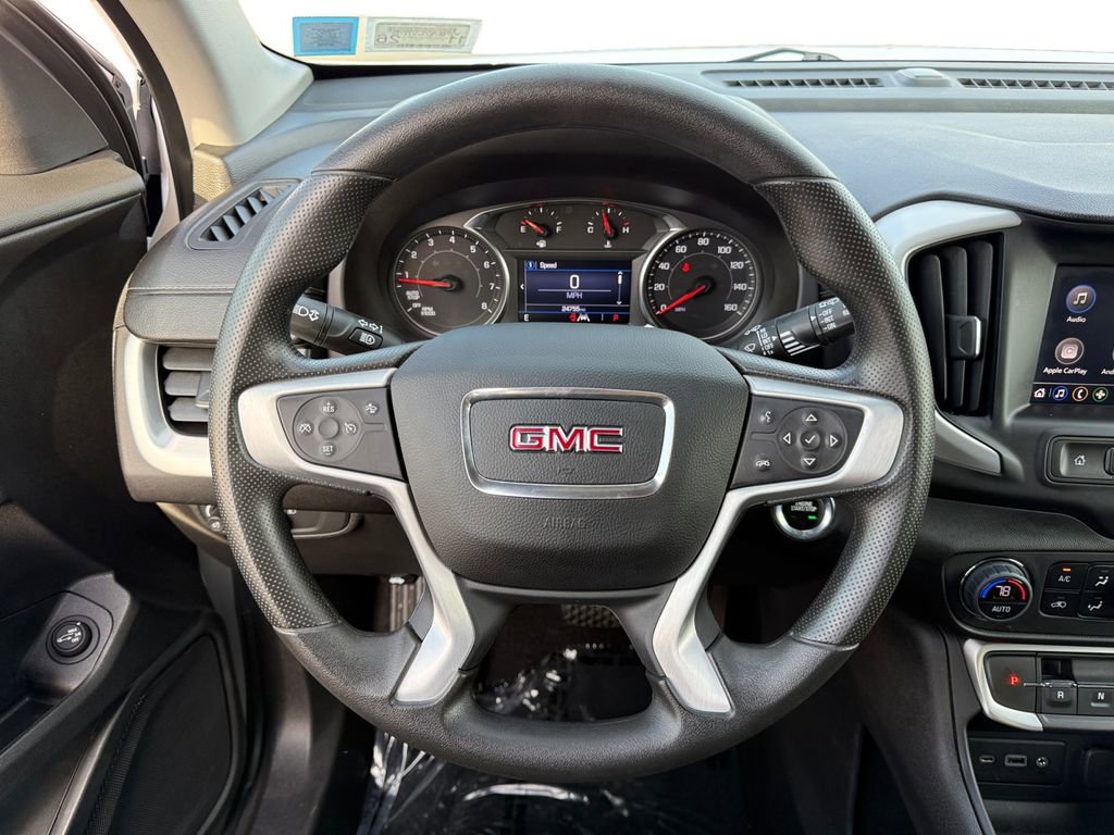 Used 2022 GMC Terrain SLE w/ Driver Convenience Package image 12