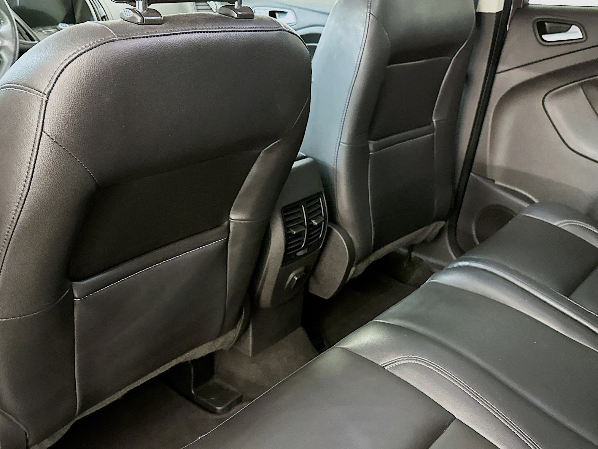 Used 2018 Ford Escape SEL image 27