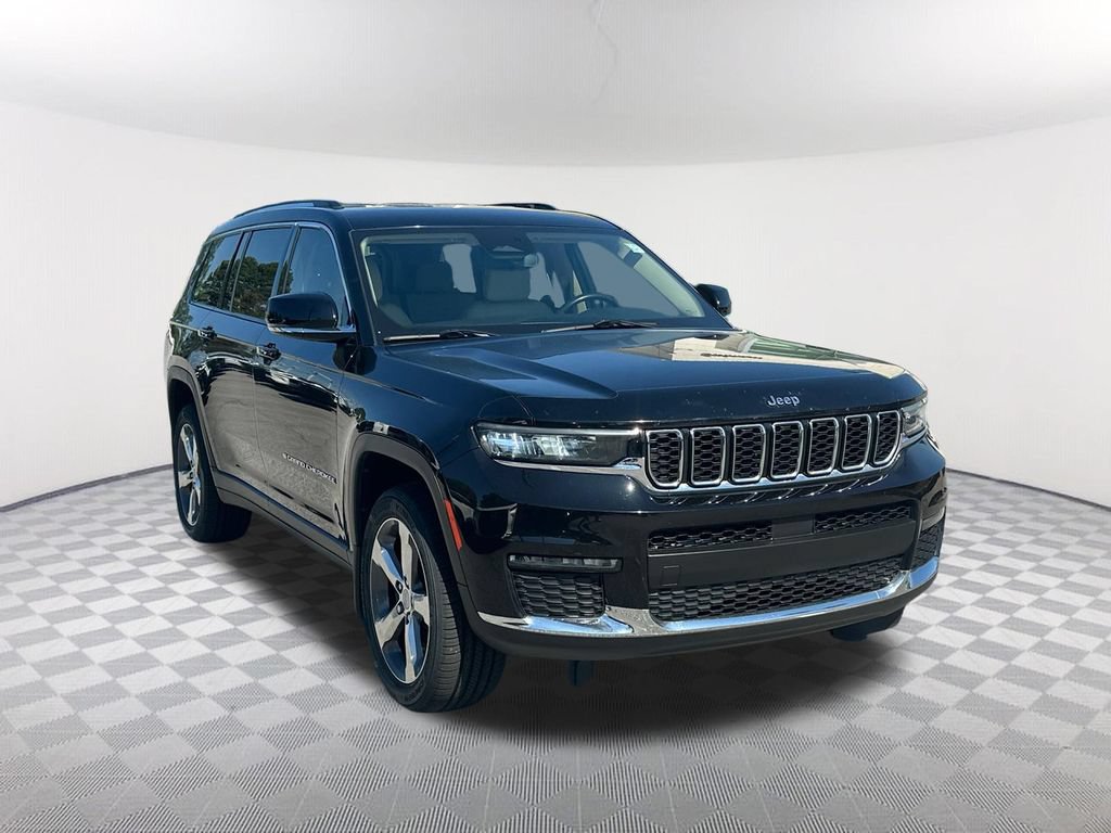 Used 2021 Jeep Grand Cherokee L Limited w/ MOPAR Finishing Package AWD/4WD image 3