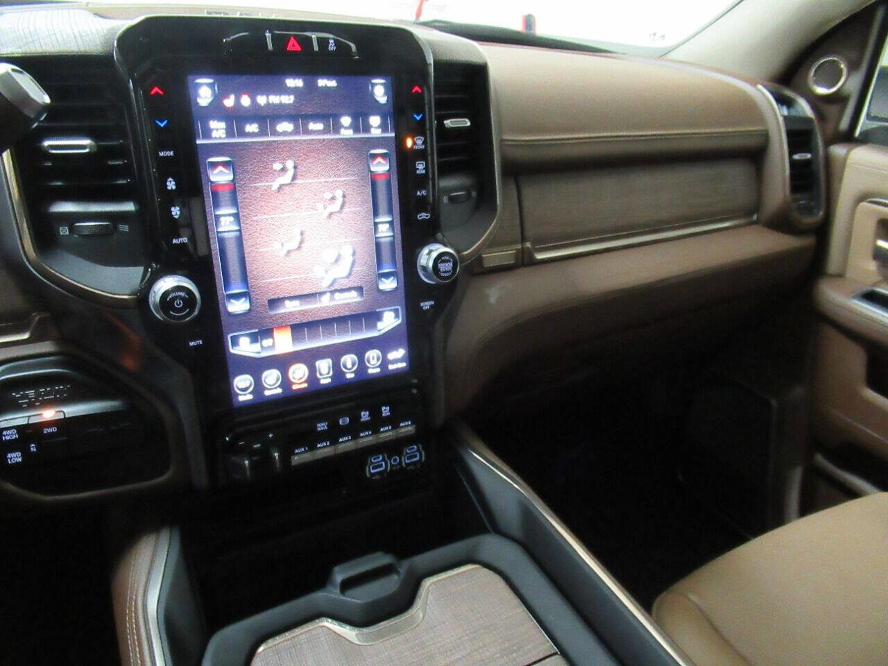 Used 2021 RAM 3500 Limited image 10