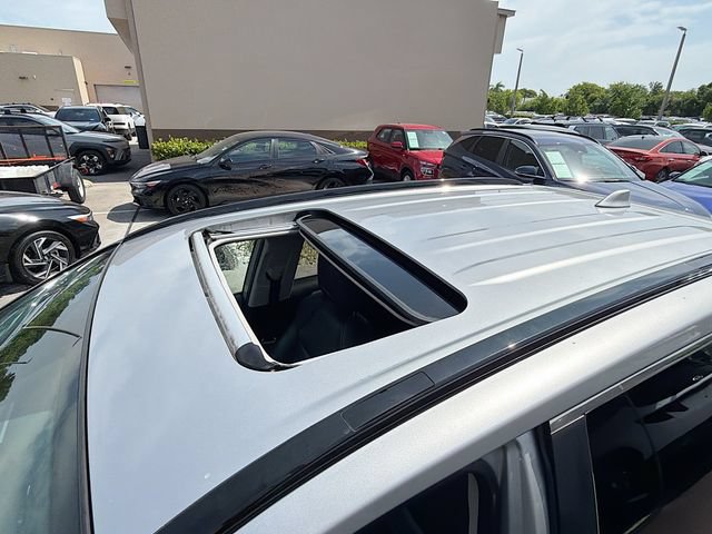 Used 2019 Toyota RAV4 XLE Premium w/ Cold Weather Package FWD image 20