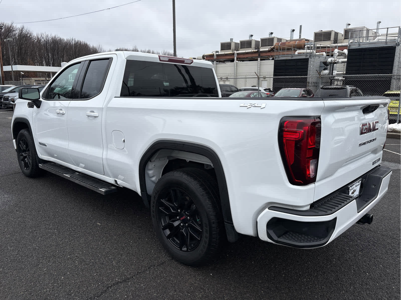 Used 2023 GMC Sierra 1500 Elevation image 5
